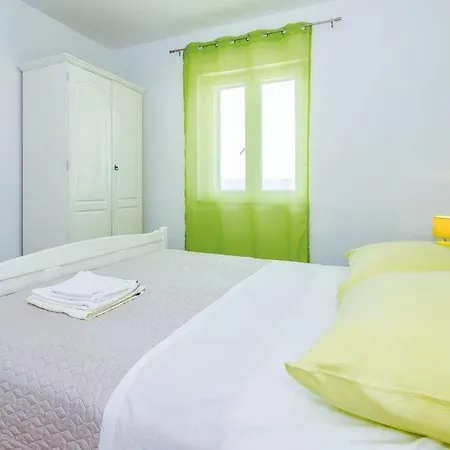 House Summer Dream With Jacuzzi Stanici
