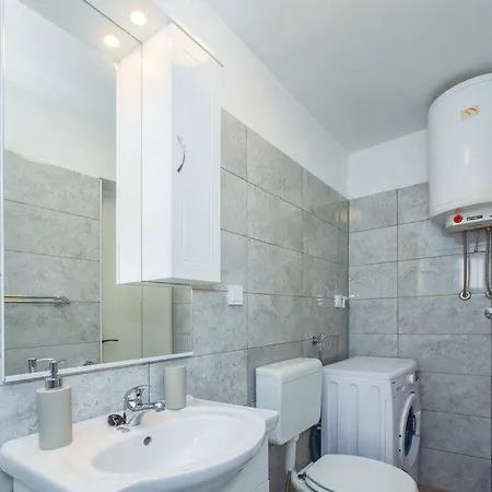 House Summer Dream With Jacuzzi *